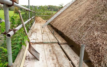 advantages of Baile An Truiseil thatch roofing
